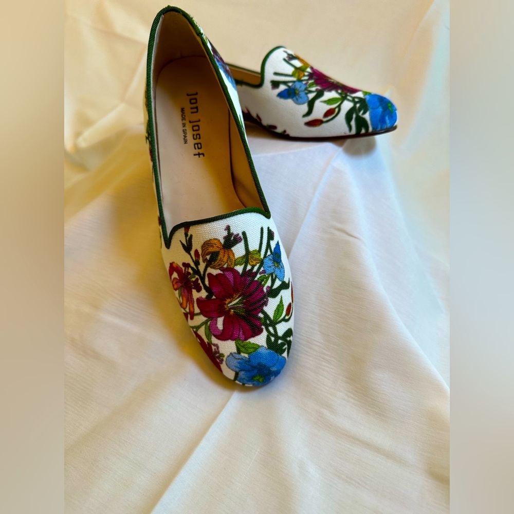 Jon Josef linen flowered loafers brand new